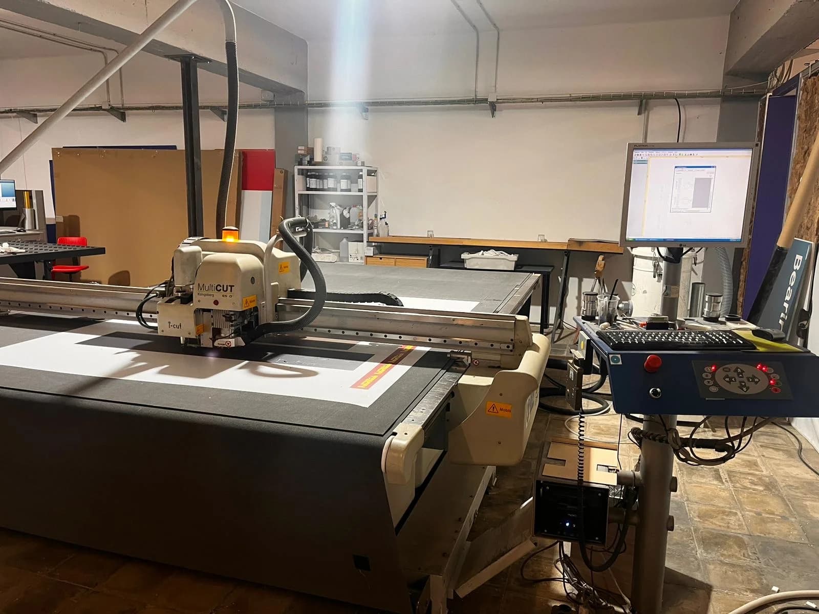 Maquinaria de gran formato instalada por el equipo Matexprint