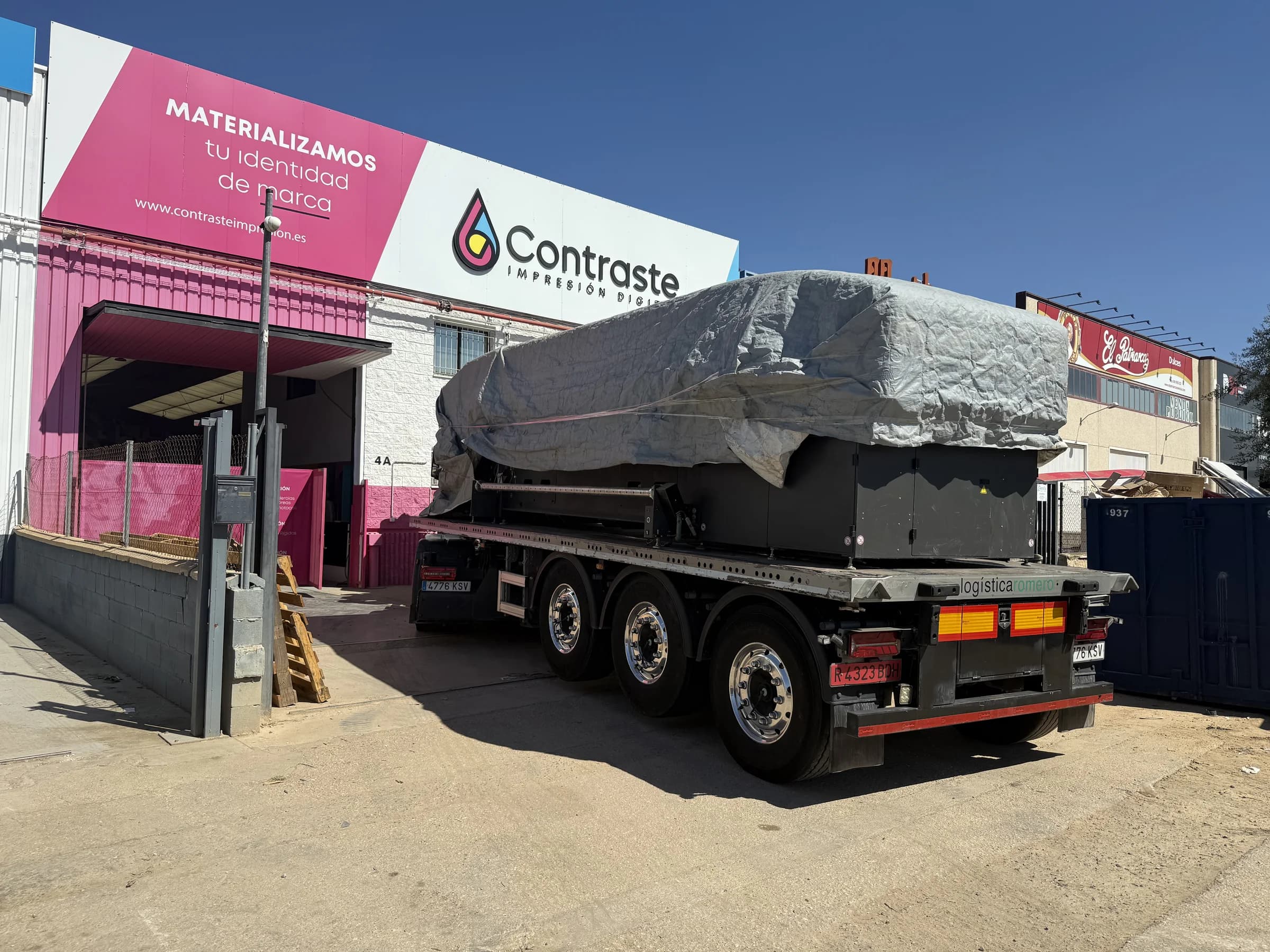 Maquinaria de gran formato instalada por el equipo Matexprint